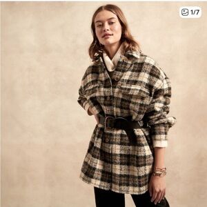 Banana Republic Black and Cream Belted Jacket